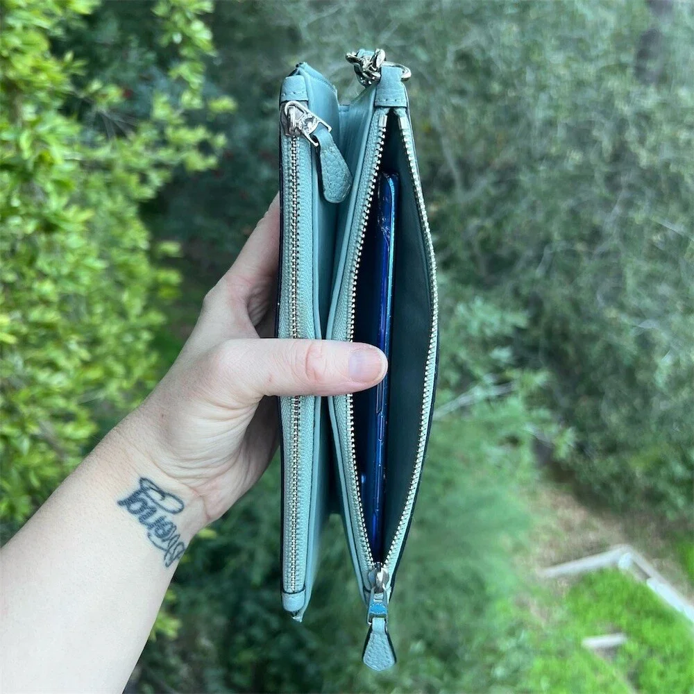 COACH Blue Pebble Leather Wristet Clutch Wallet with Silver Hardware AUTHENTIC - Picture 3 of 9